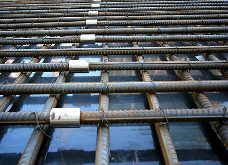 十堰为什么建楼房时，要在钢筋上加一排小圆环？原来作用这么大
